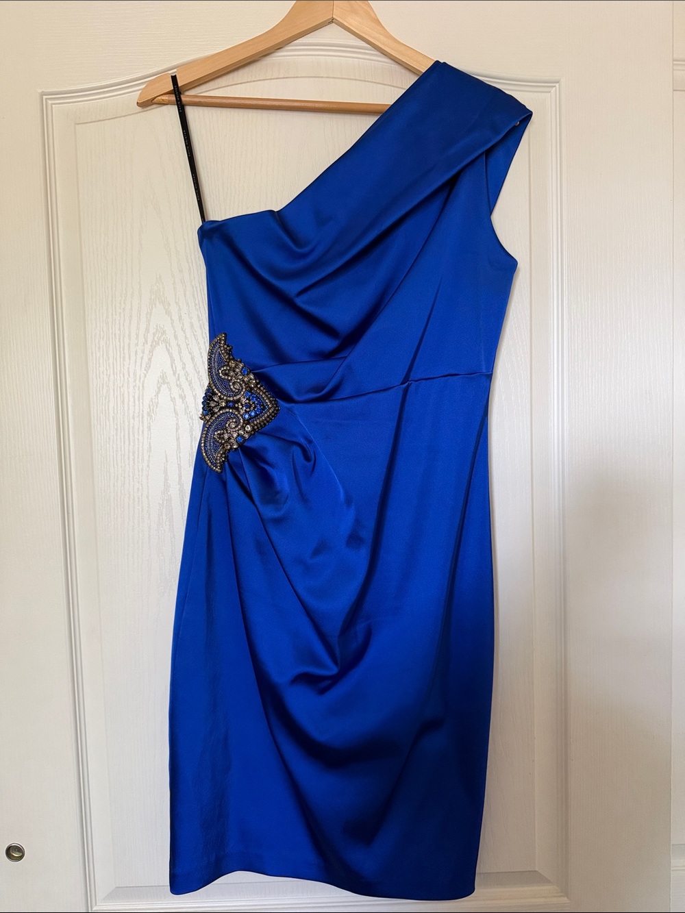 BNWOT David Meister Jeweled One Shoulder Satin Cocktail Dress 8 Sapphire Blue